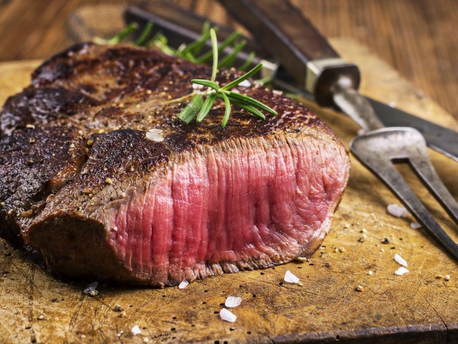 Koliko crvenog mesa biste zaista trebali da jedete nedeljno?
